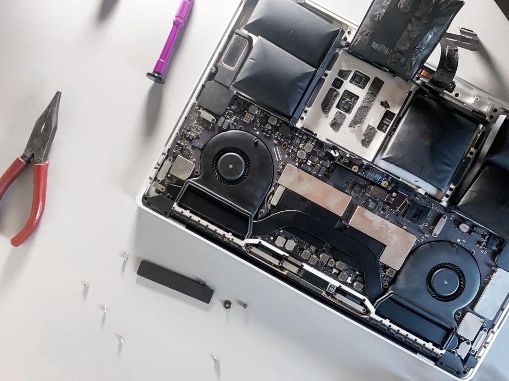 Bateria estufada de notebook